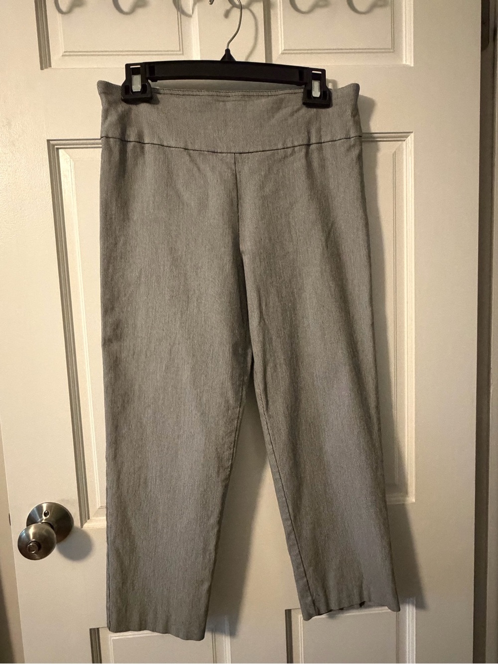 Women's black and white striped Pull-On Crop Pants